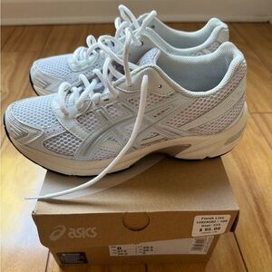 SOLD ASICS Women's Gel